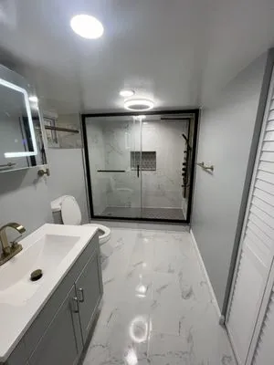 Alexander Home Improvements Logo