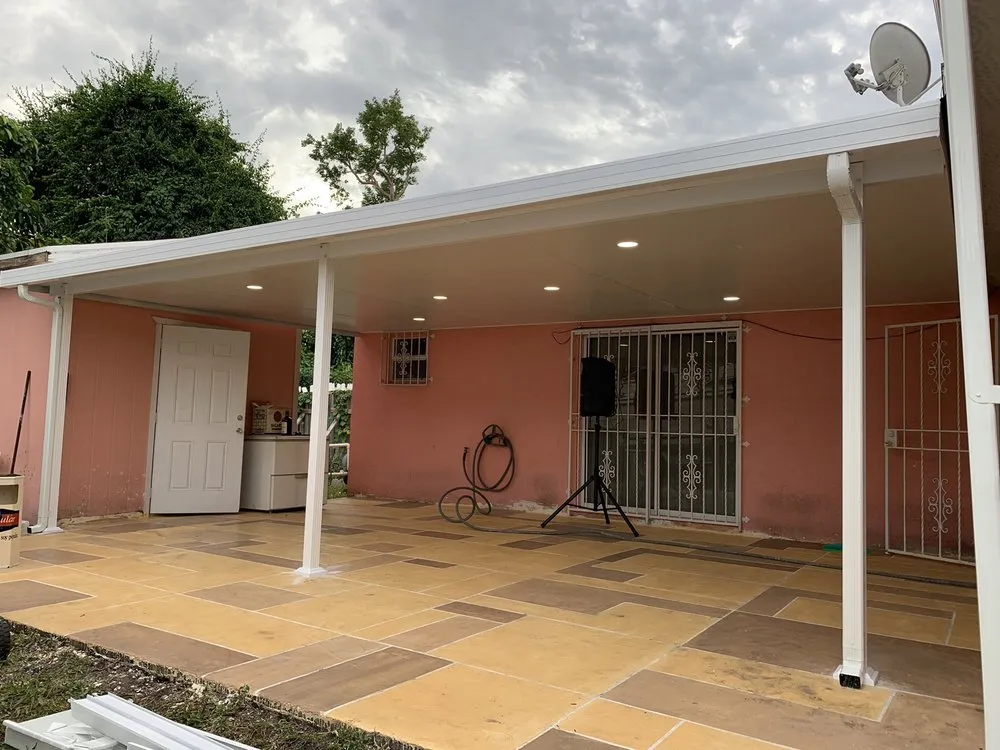 Slide of Alexander Screen Repair