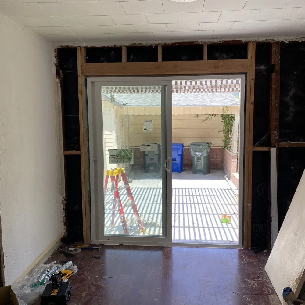 Slide of Alexander Windows