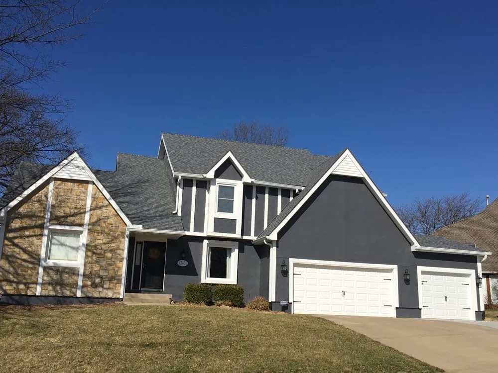 Top-rated roof inspection in Stilwell, KS - Alexanders Roofing