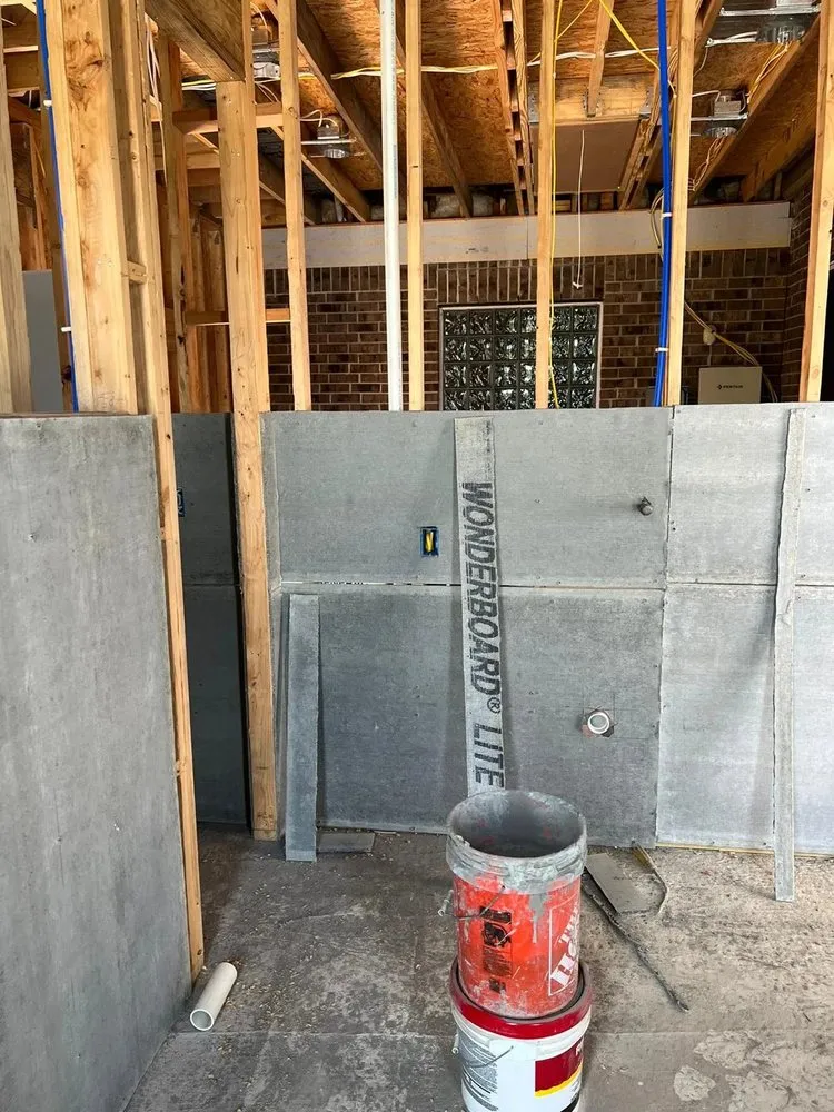 Slide of Alexi Handyman Services