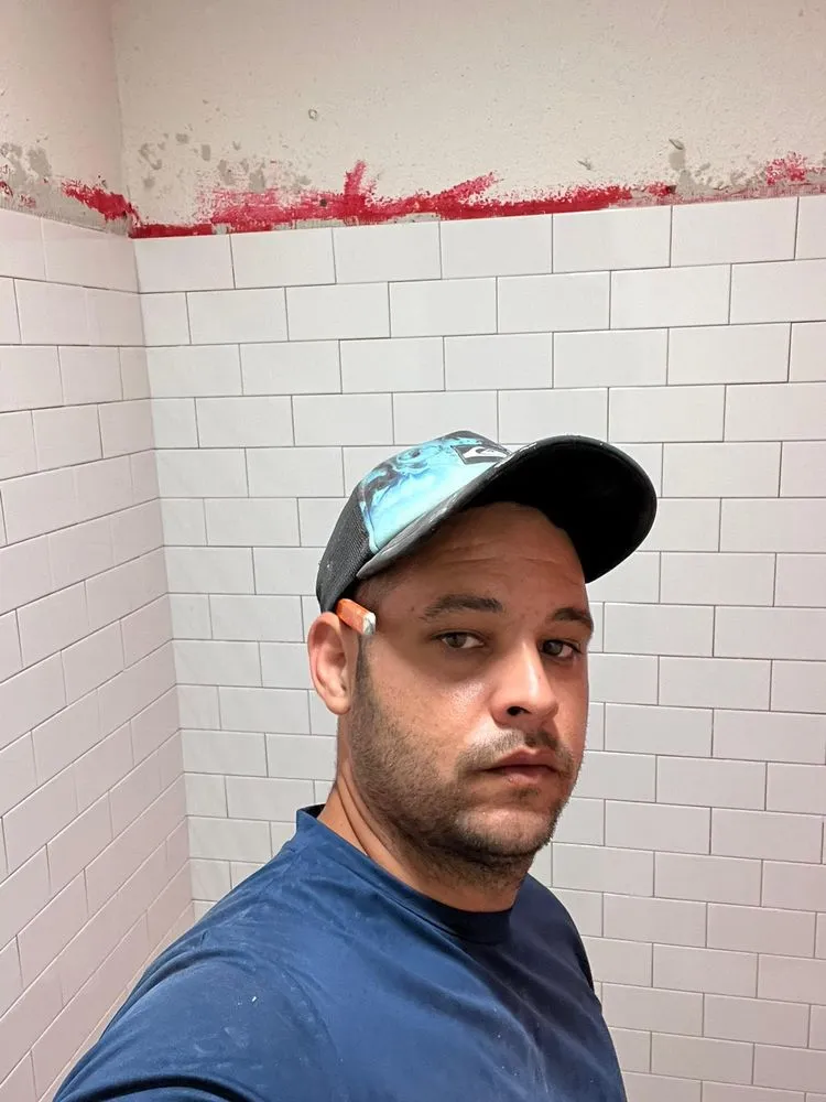 Slide of Alexi Handyman Services