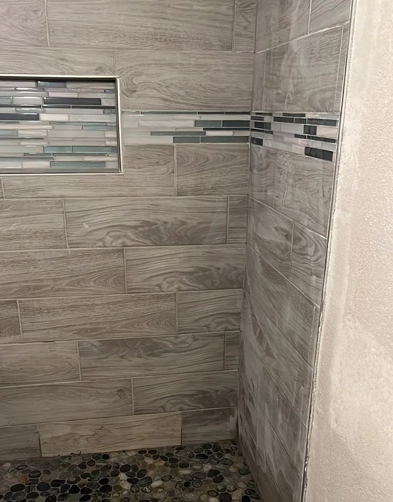 Slide of Alexi Handyman Services