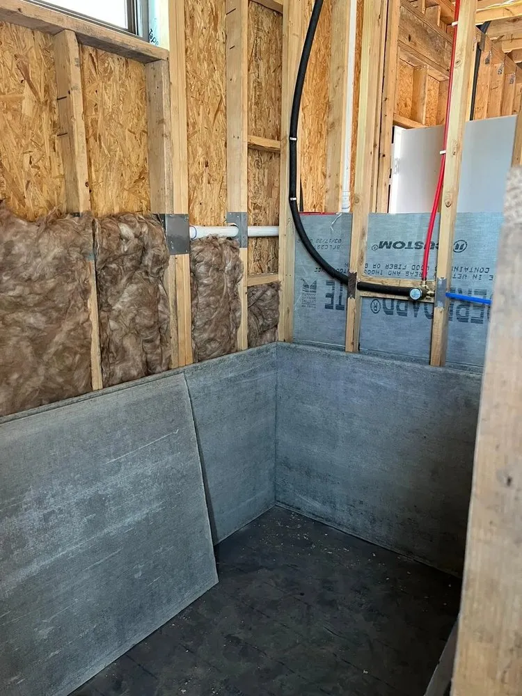 Slide of Alexi Handyman Services