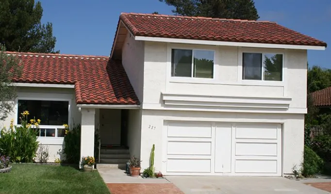 Slide of Alfa Roofing