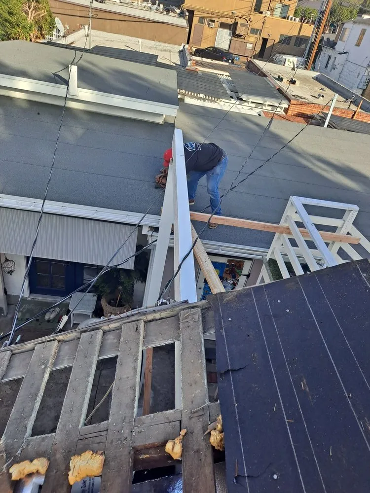 Slide of Alfaros and Son Roofing