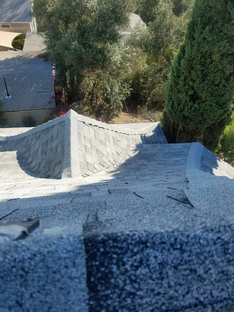 Slide of Alfaro's Roofing