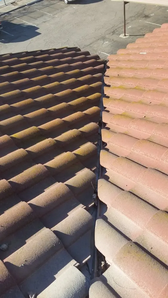 Slide of Alfaro's Roofing