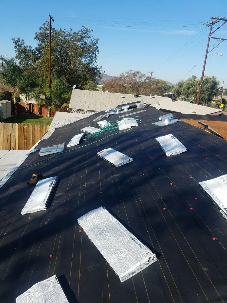 Slide of Alfaro's Roofing