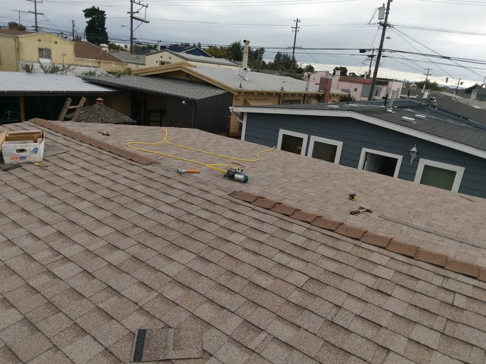 Slide of Alfredo Roofing