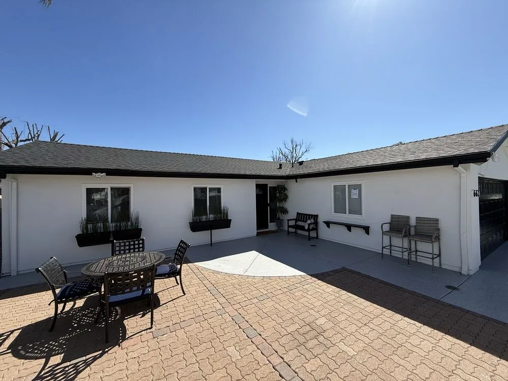 Slide of Alfredo's Roofing