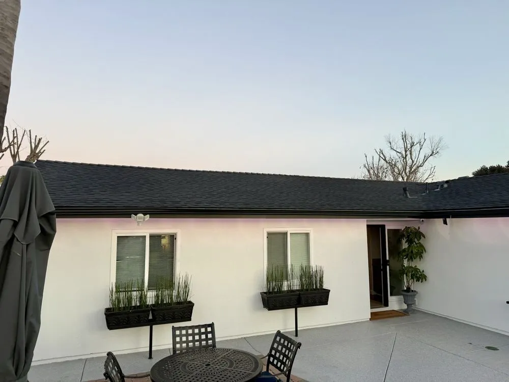 Slide of Alfredo's Roofing