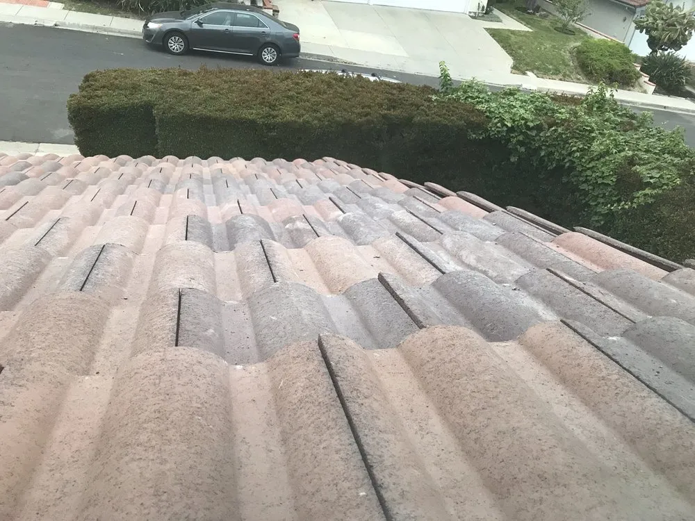 Slide of Alfredo's Roofing