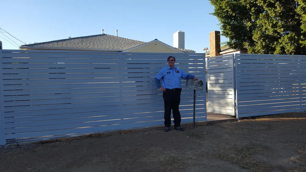 Licensed flat roof repair experts serving Tarzana, CA - All American Builders