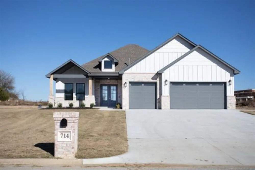 Slide of All American Custom Creations