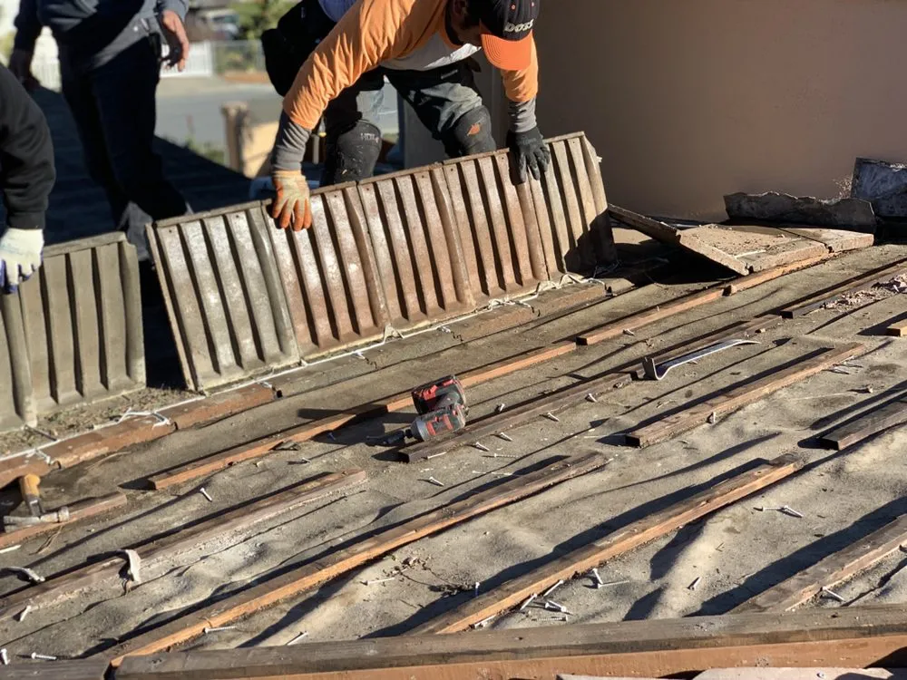 Slide of All Bay Solar Construction