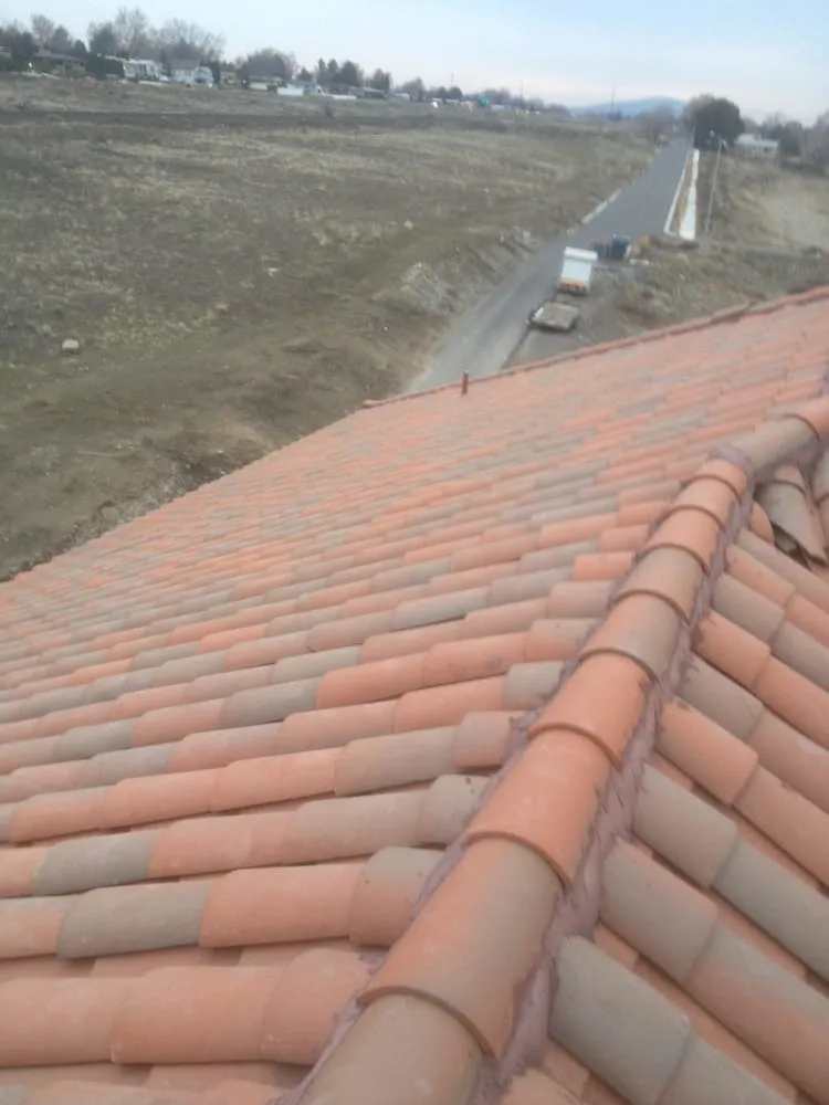 Slide of All City Roofing