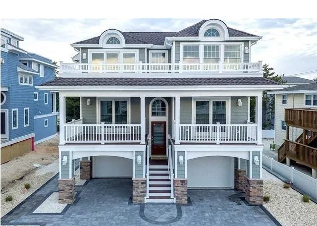 Slide of All County Exteriors