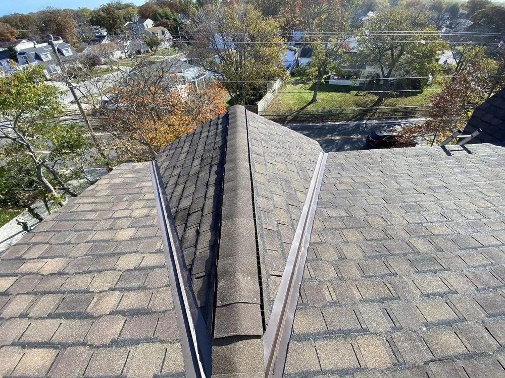Reliable flat roof repair same-day service in Huntingdon Valley, PA by All County Family Roofing & Siding