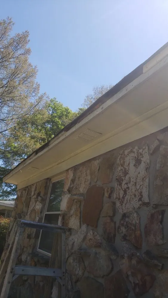 Reliable residential roofing service experts serving Georgetown, AR - All For One Home Service