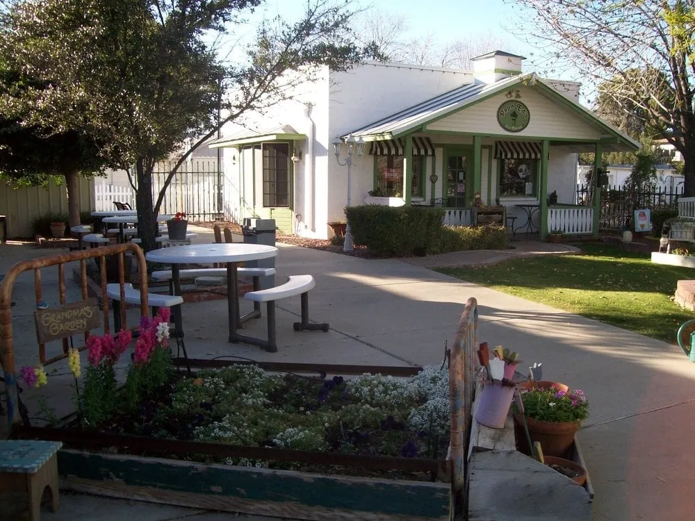Reliable flat roof repair in San Fernando Valley, CA - All in 1 Remodeling