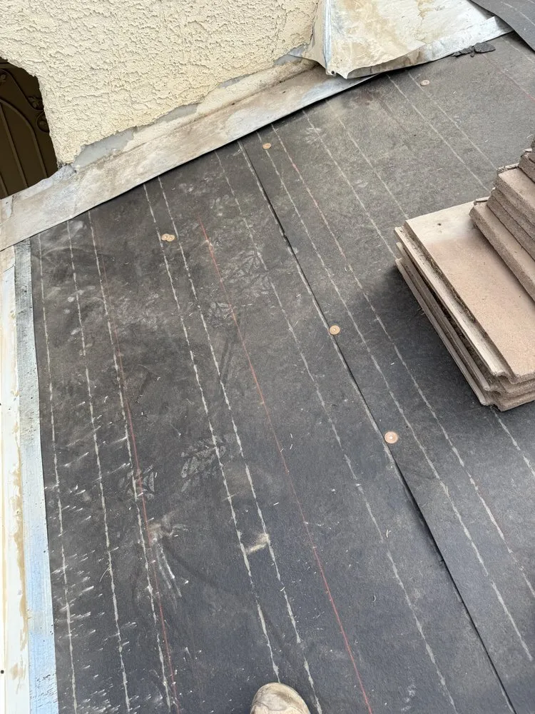 Slide of All Pro Maintenance Services