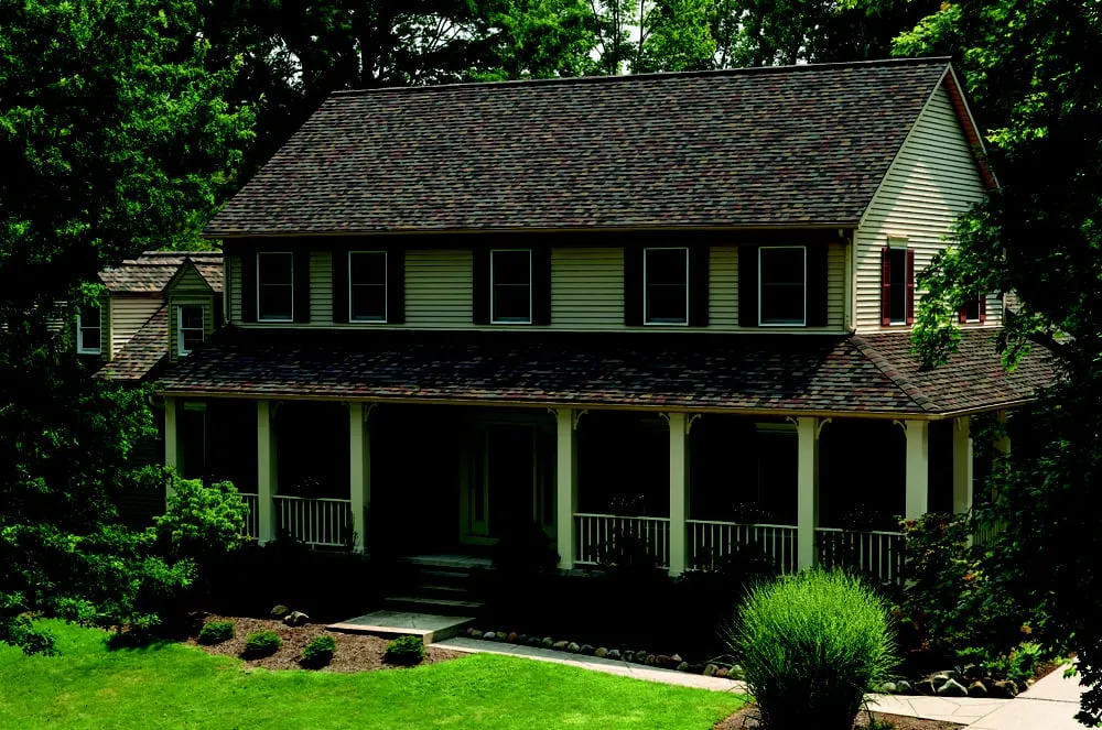 Licensed roof leak repair experts serving Mt Sinai, NY - All Pro Remodeling