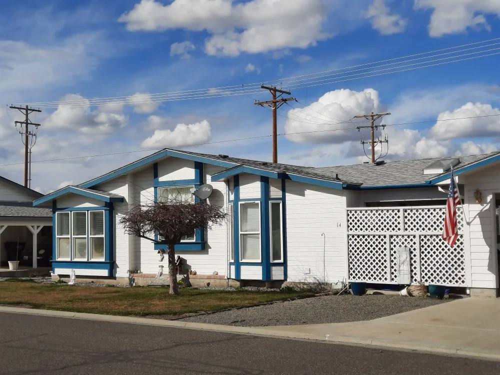 Slide of All Pro Roofing Technologies