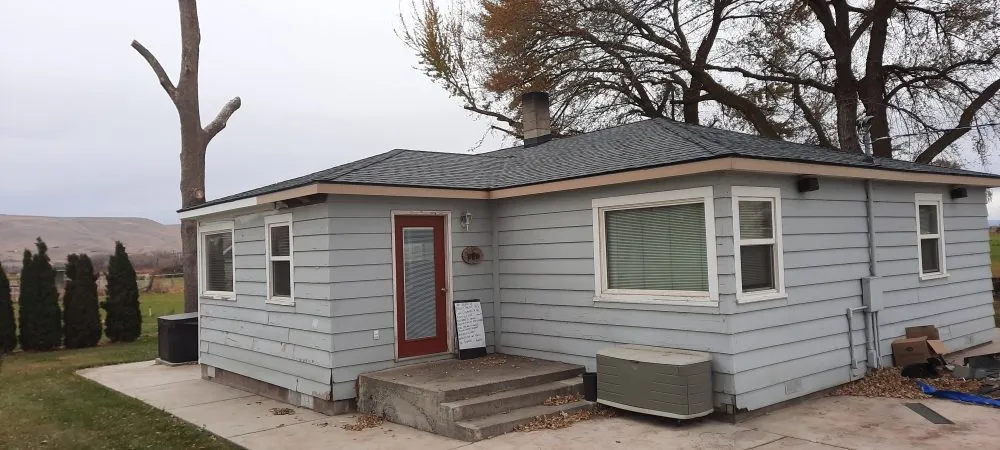 Slide of All Pro Roofing Technologies