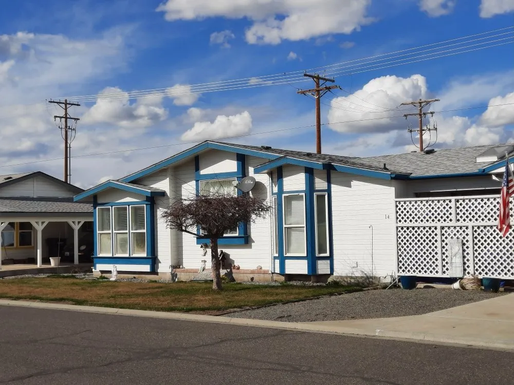 Slide of All Pro Roofing Technologies