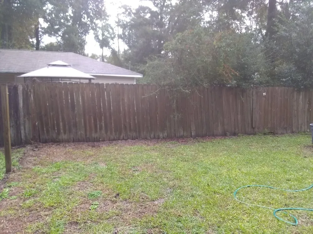 Slide of All seasons fence