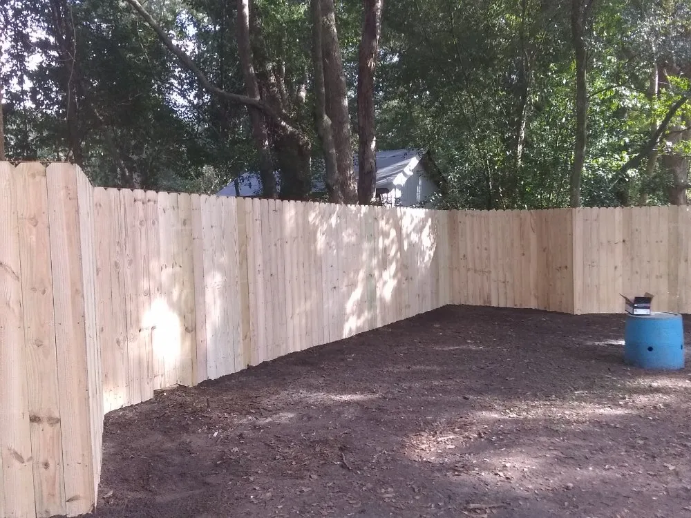 Slide of All seasons fence