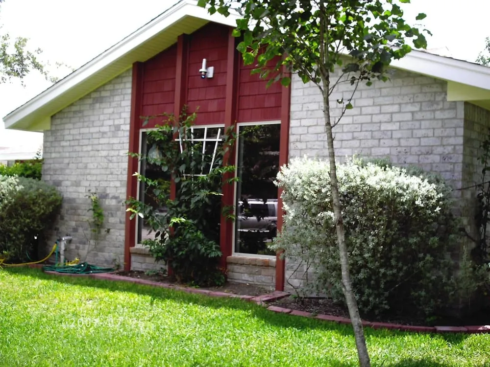 Slide of ALL Star Siding, Windows & Roofing