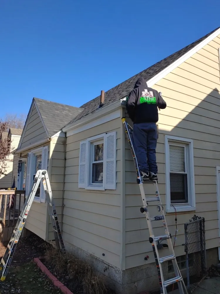 Slide of All That Roofing & More