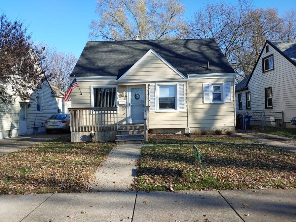 Slide of All That Roofing & More