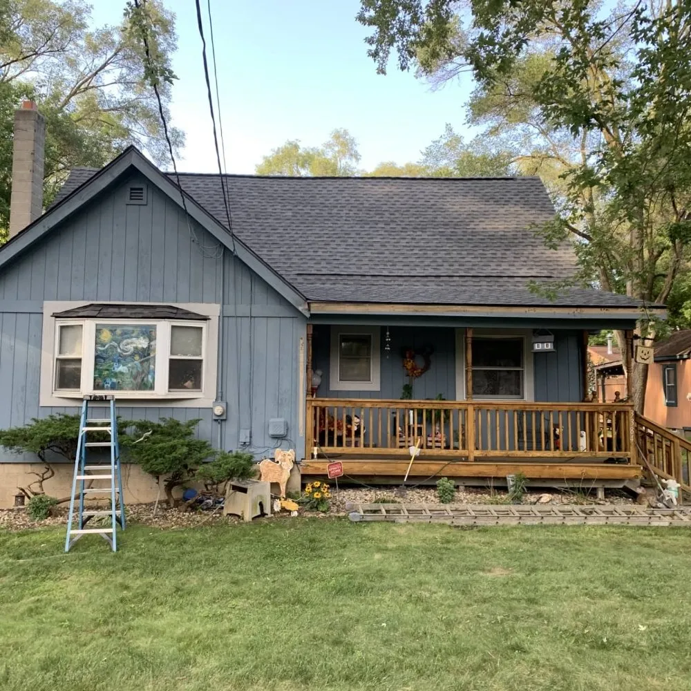 Slide of All That Roofing & More