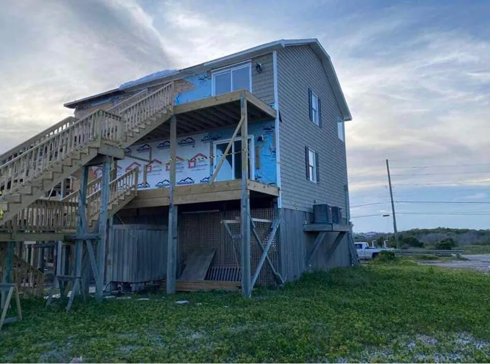 Slide of All Things Contracting