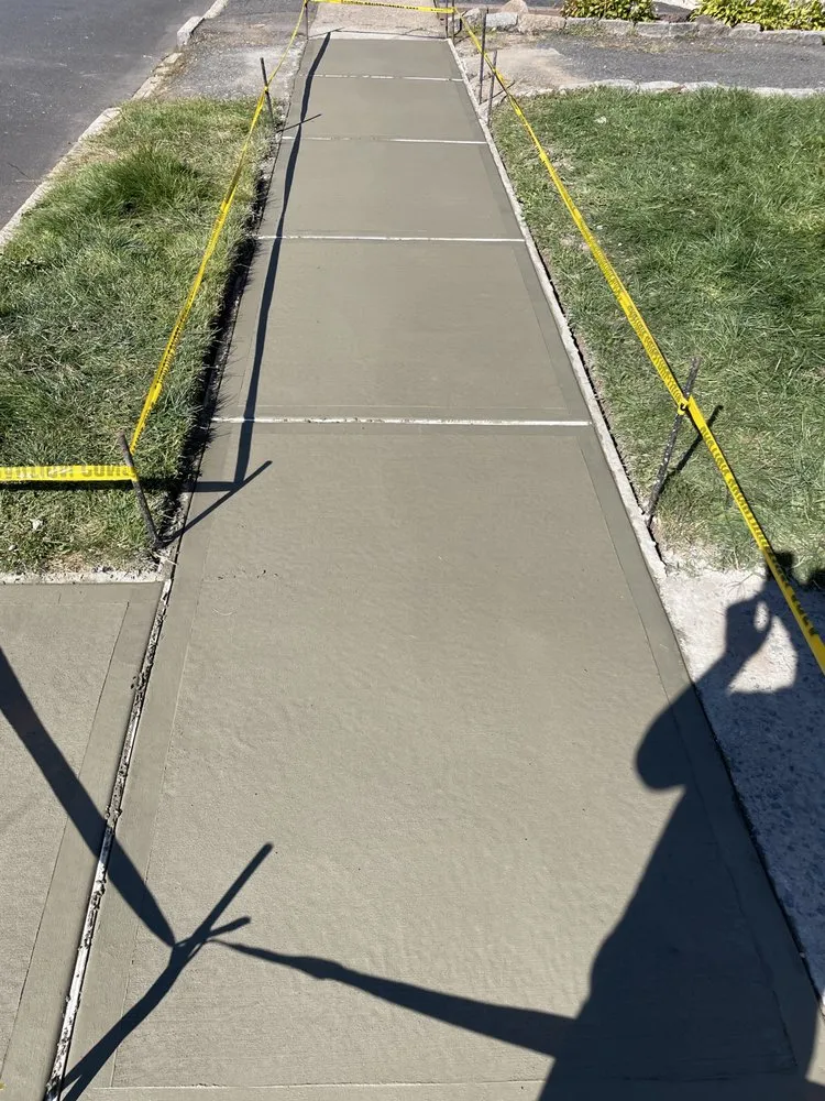 Slide of All United Construction