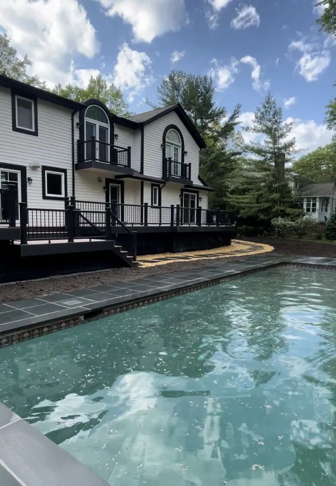 Slide of All United Construction