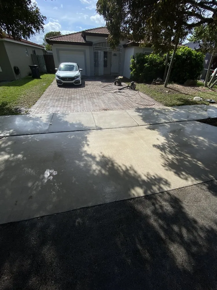 Slide of Allan Pressure Washing