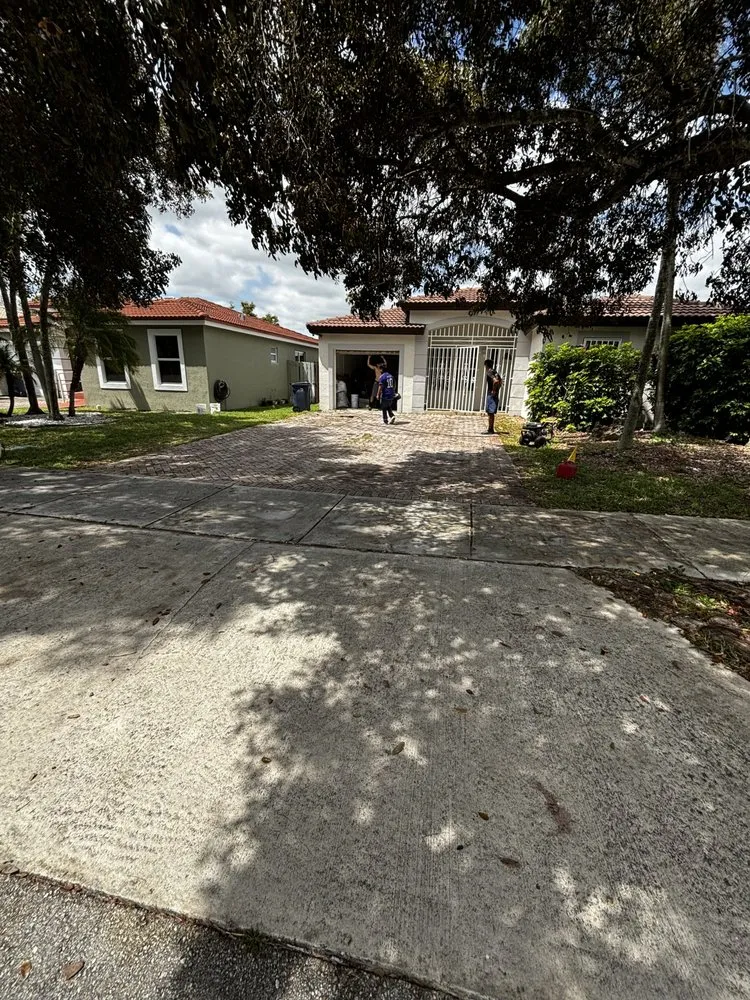 Slide of Allan Pressure Washing