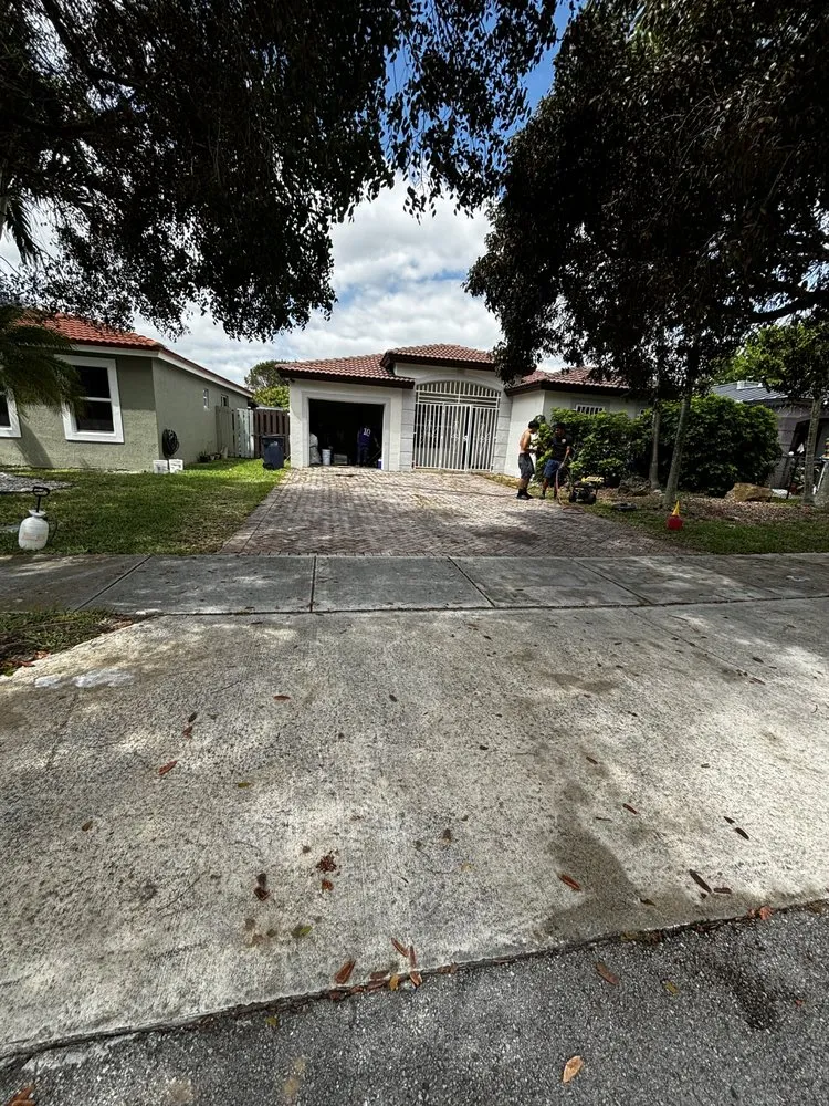 Slide of Allan Pressure Washing