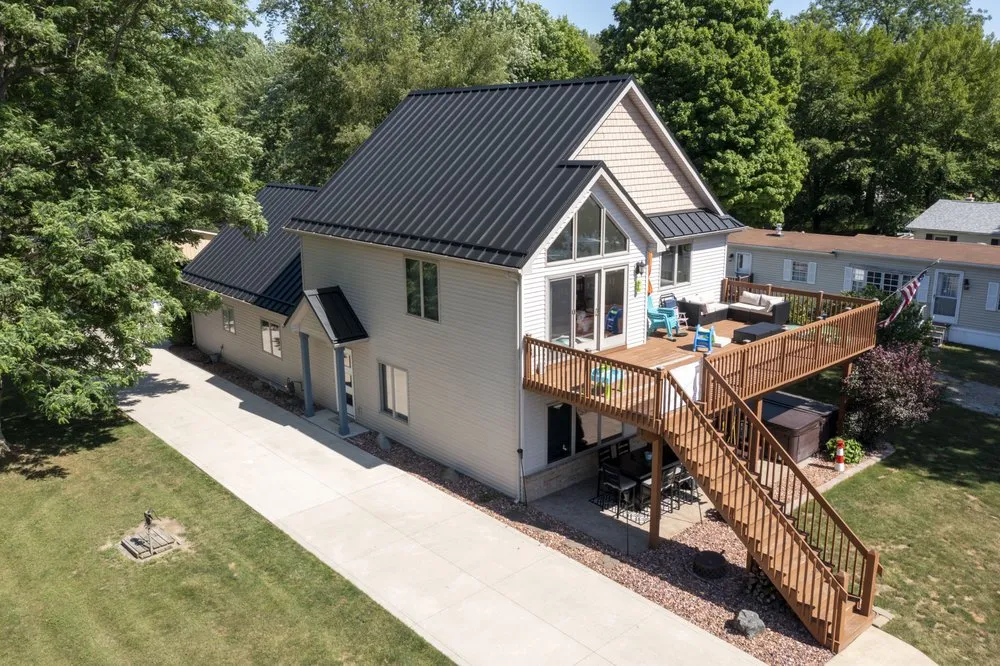 Slide of Alliance Exteriors