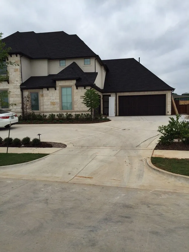 Slide of Alliance Roofing