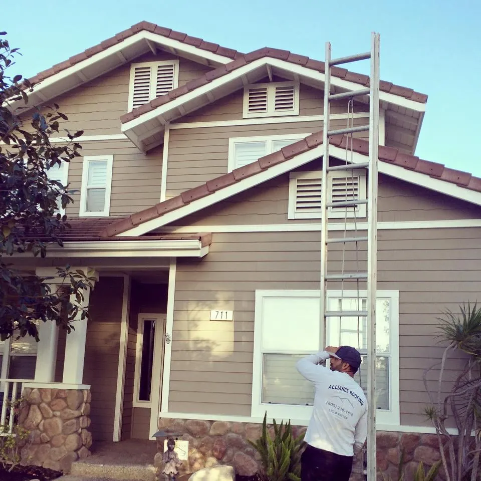 Slide of Alliance Roofing