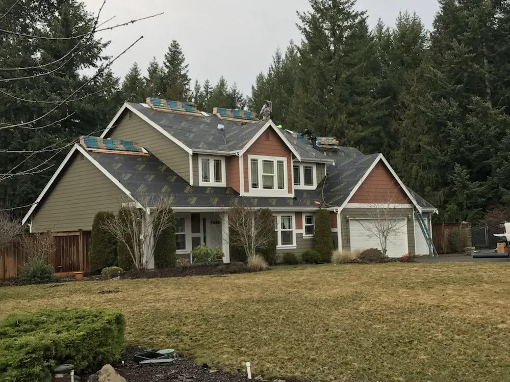 Slide of Alliance Roofing