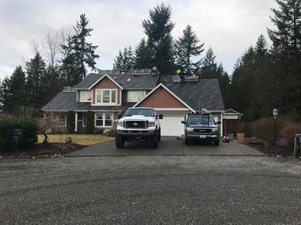 Slide of Alliance Roofing