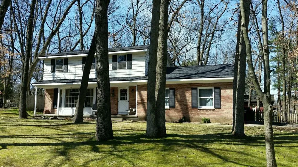 Slide of Allied Roofing & Siding