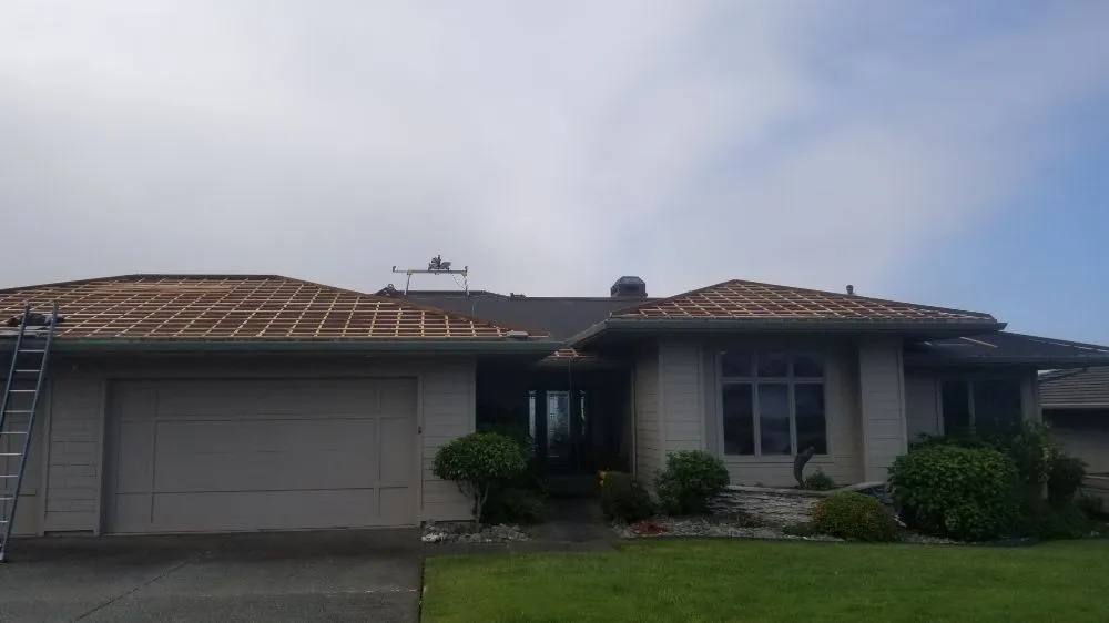 Slide of Allied Roofing and Construction