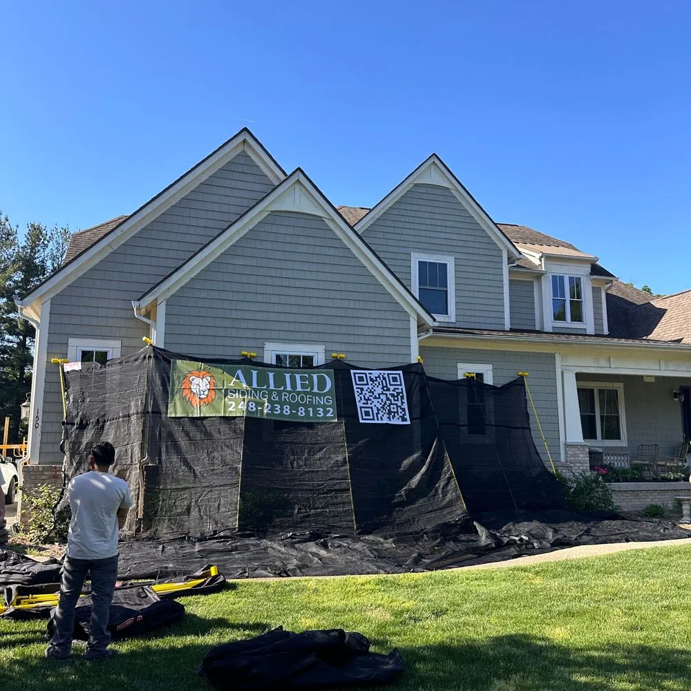Top-rated shingle roofing service in Highland Charter Township, MI by Allied Siding & Roofing